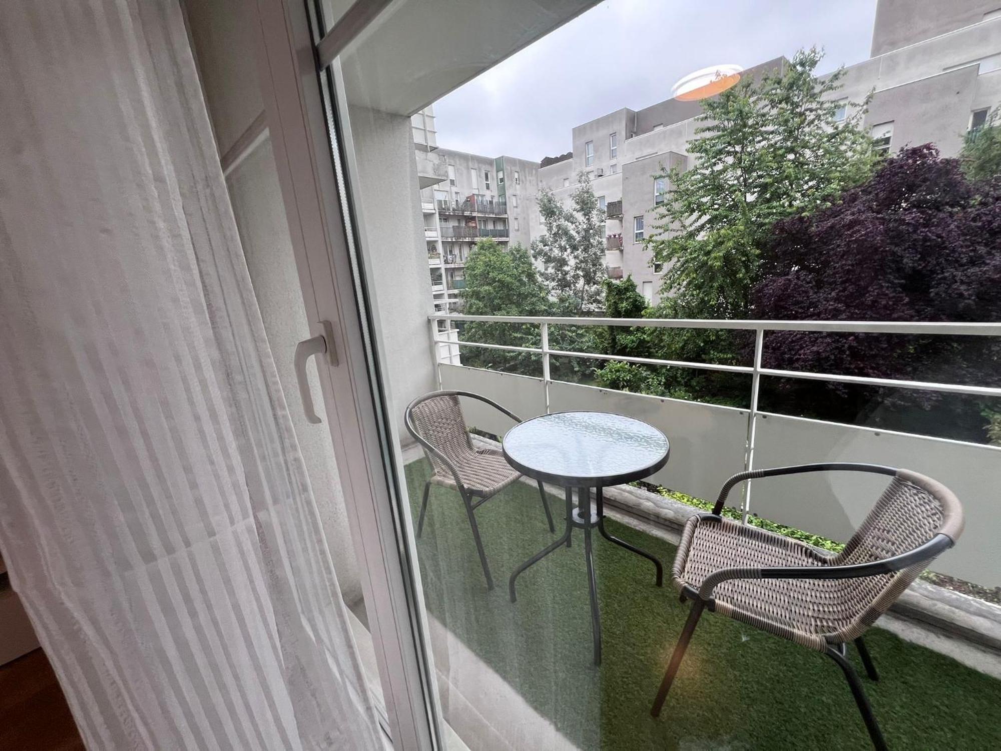 T3, Stade De France, Paris Et Parking Saint-Denis  Luaran gambar